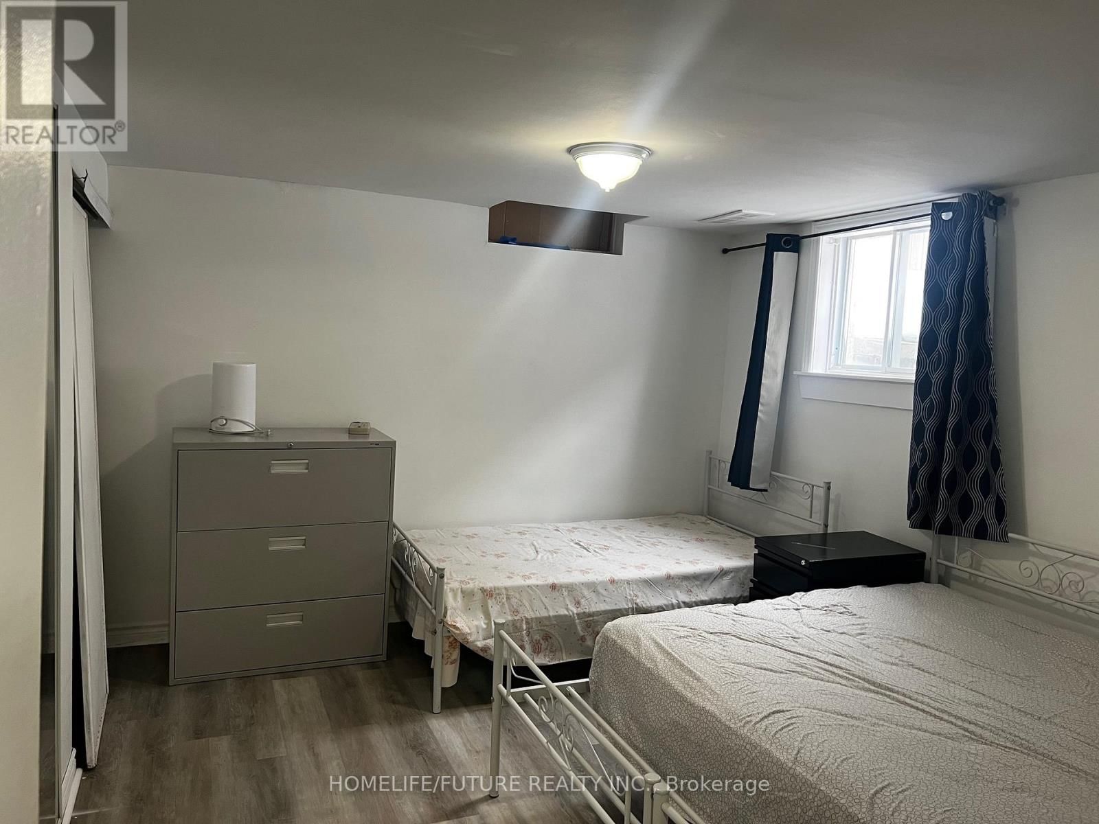 Bsmt - 27 WINSTANLY CRESCENT Image 17