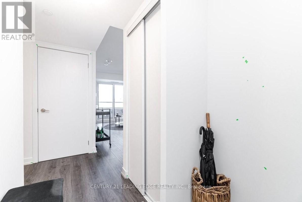 206 - 1480 BAYLY STREET Image 23