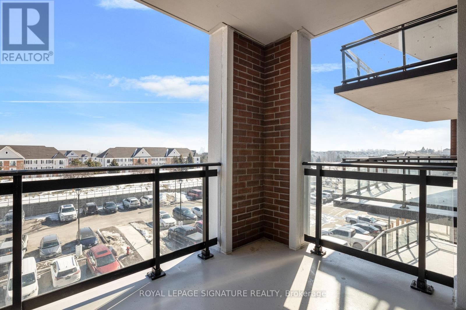 430 - 51 CLARINGTON BOULEVARD Image 30