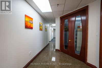 Commercial for Rent in Ontario