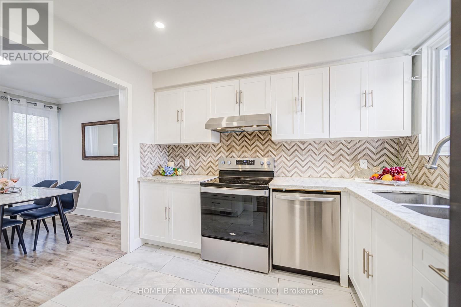 29 PUMA DRIVE Image 5