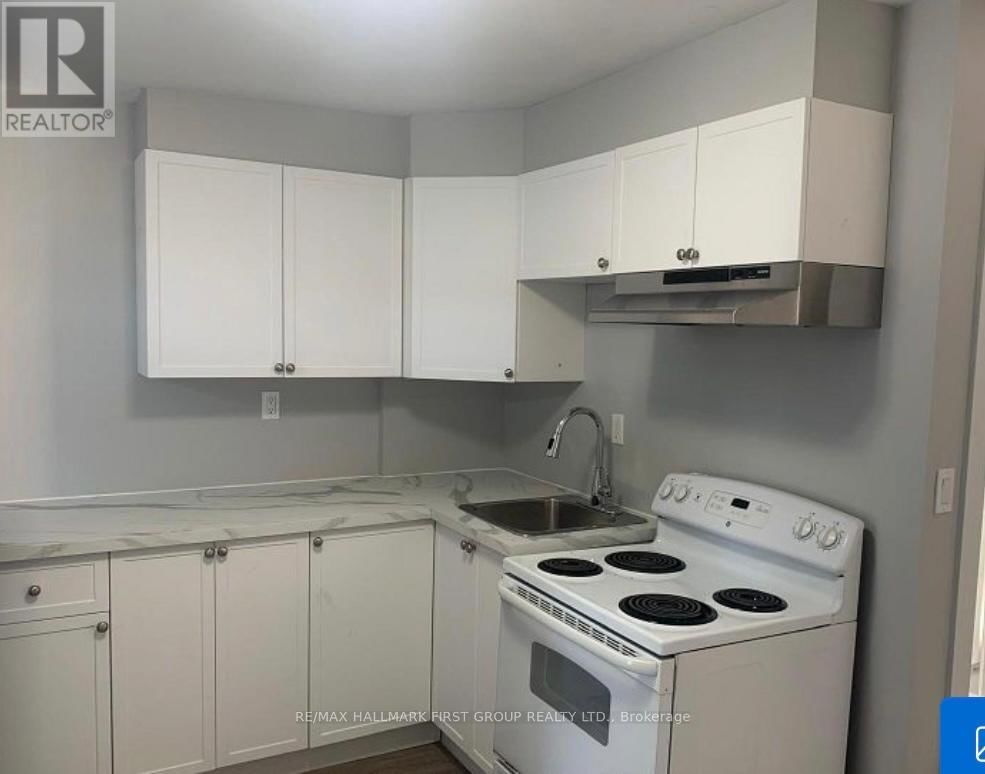 3 - 730 SIMCOE STREET SOUTH Image 4