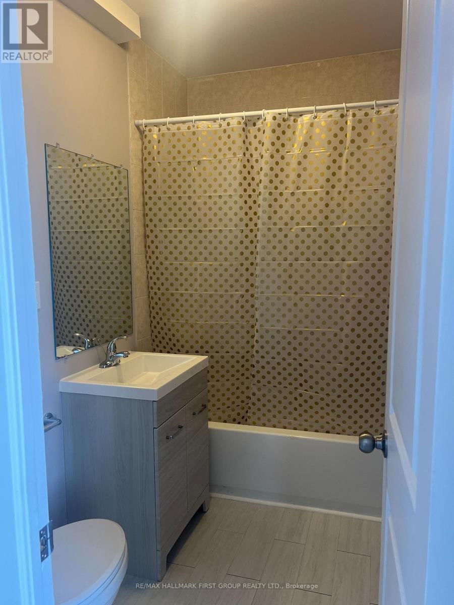 4 - 730 SIMCOE STREET SOUTH Image 10