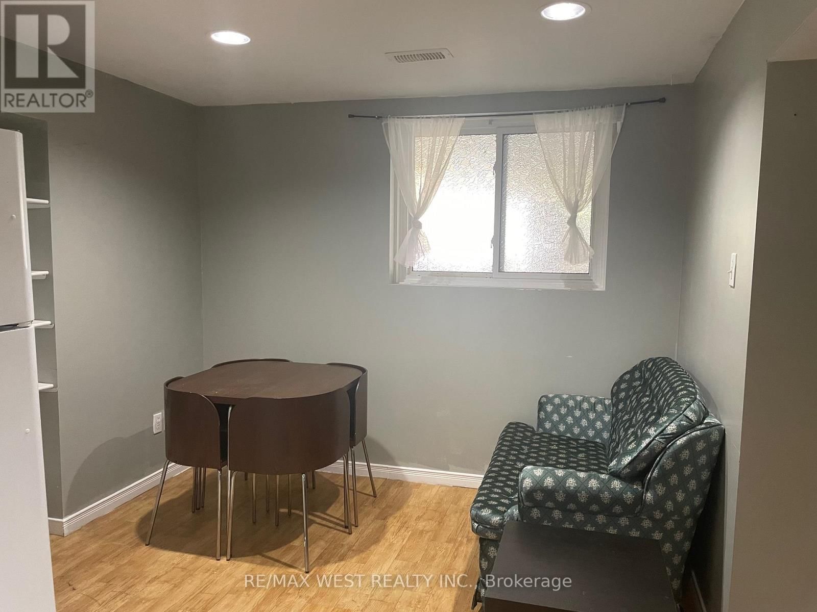 (Basement) - 34 CLUNE PLACE Image 12