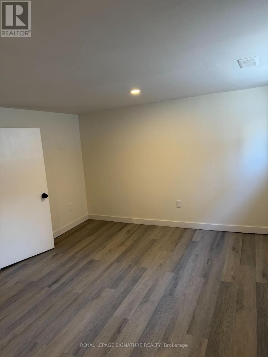 Apt 4 - 295 ARTHUR STREET Image 23