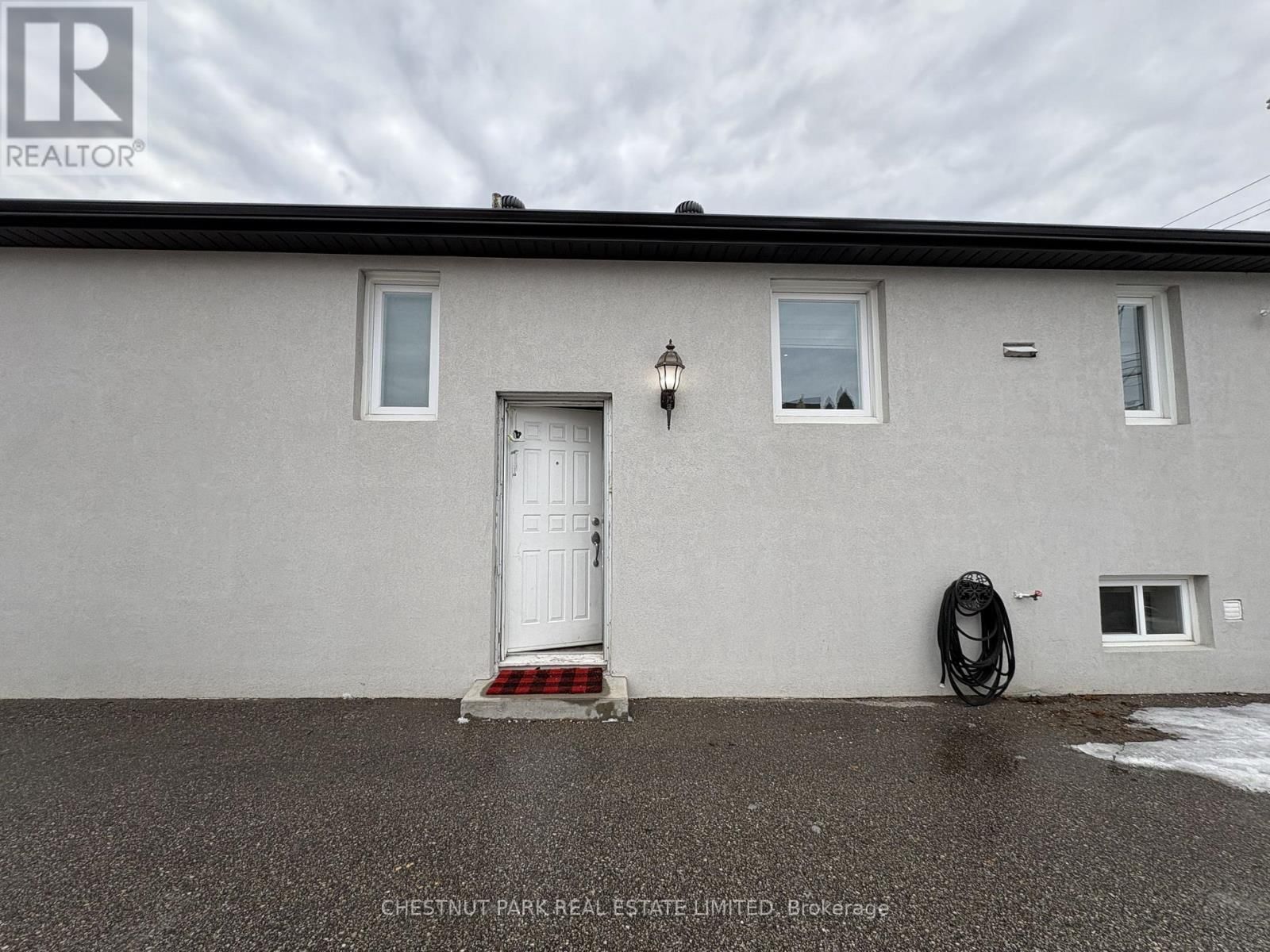 Lower - 93 SURREY AVENUE Image 2