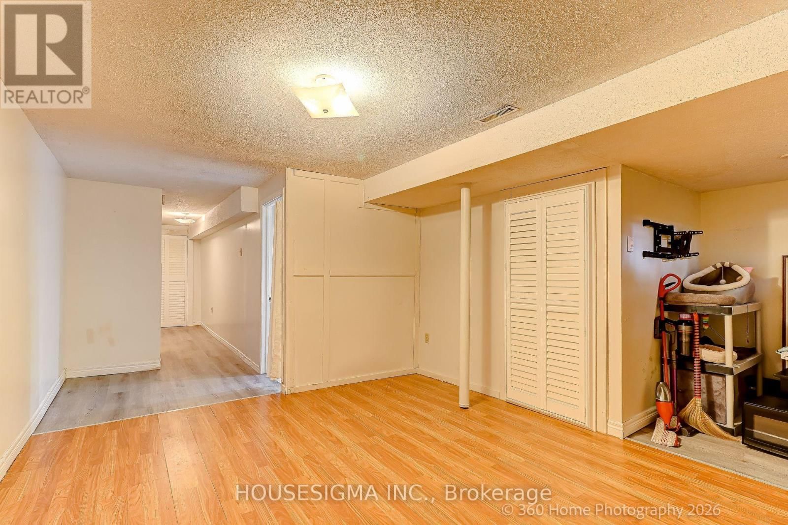 29 - 927 BURNS STREET WEST Image 17