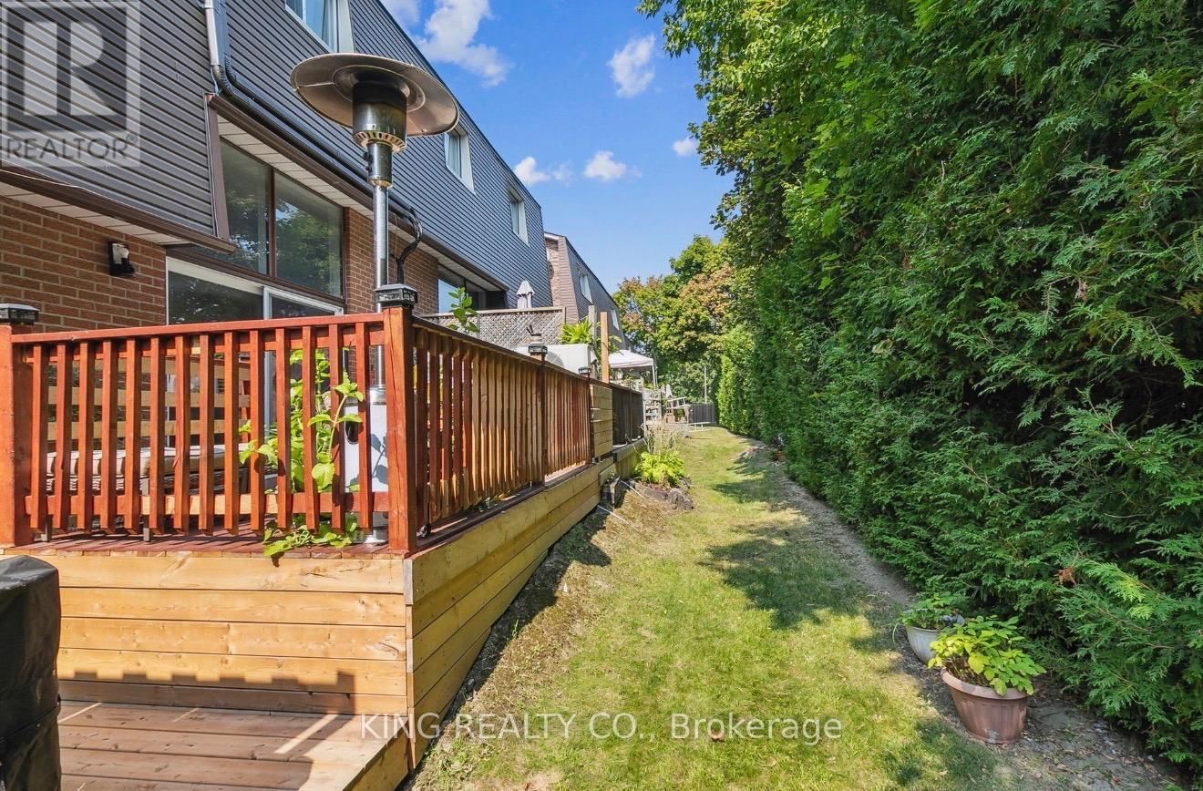 17 - 1415 FIELDLIGHT BOULEVARD Image 36