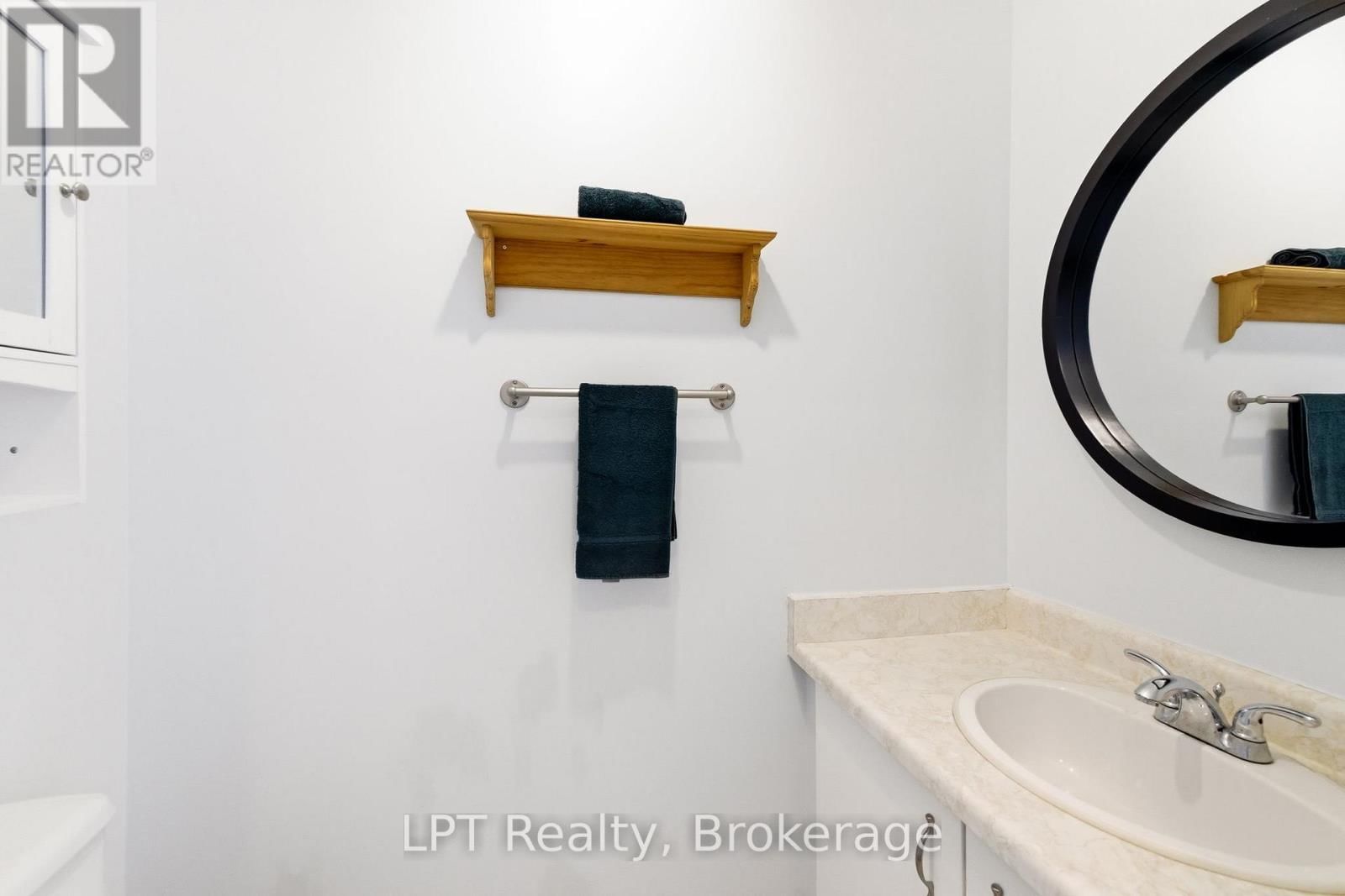 152 RAVENSCROFT ROAD Image 18