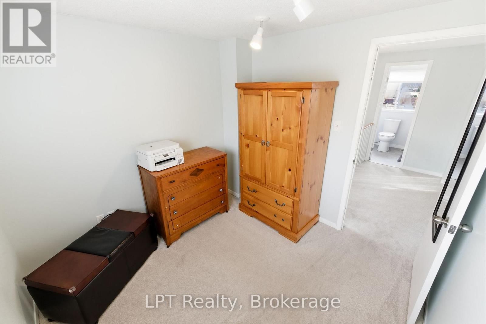 152 RAVENSCROFT ROAD Image 25