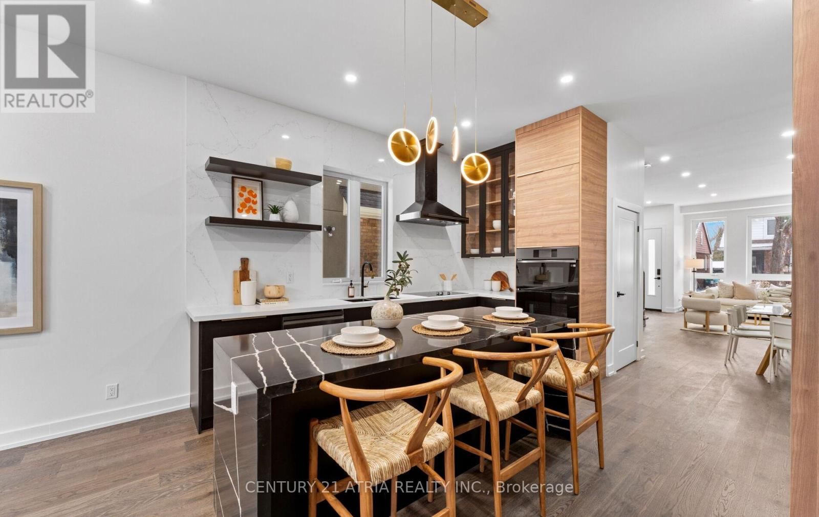 65 CREWE AVENUE Image 12