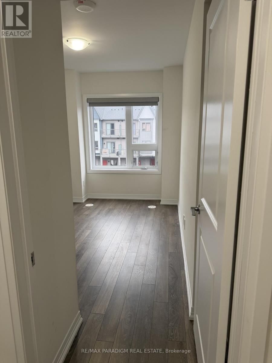 807 - 2635 WILLIAM JACKSON DRIVE Image 32