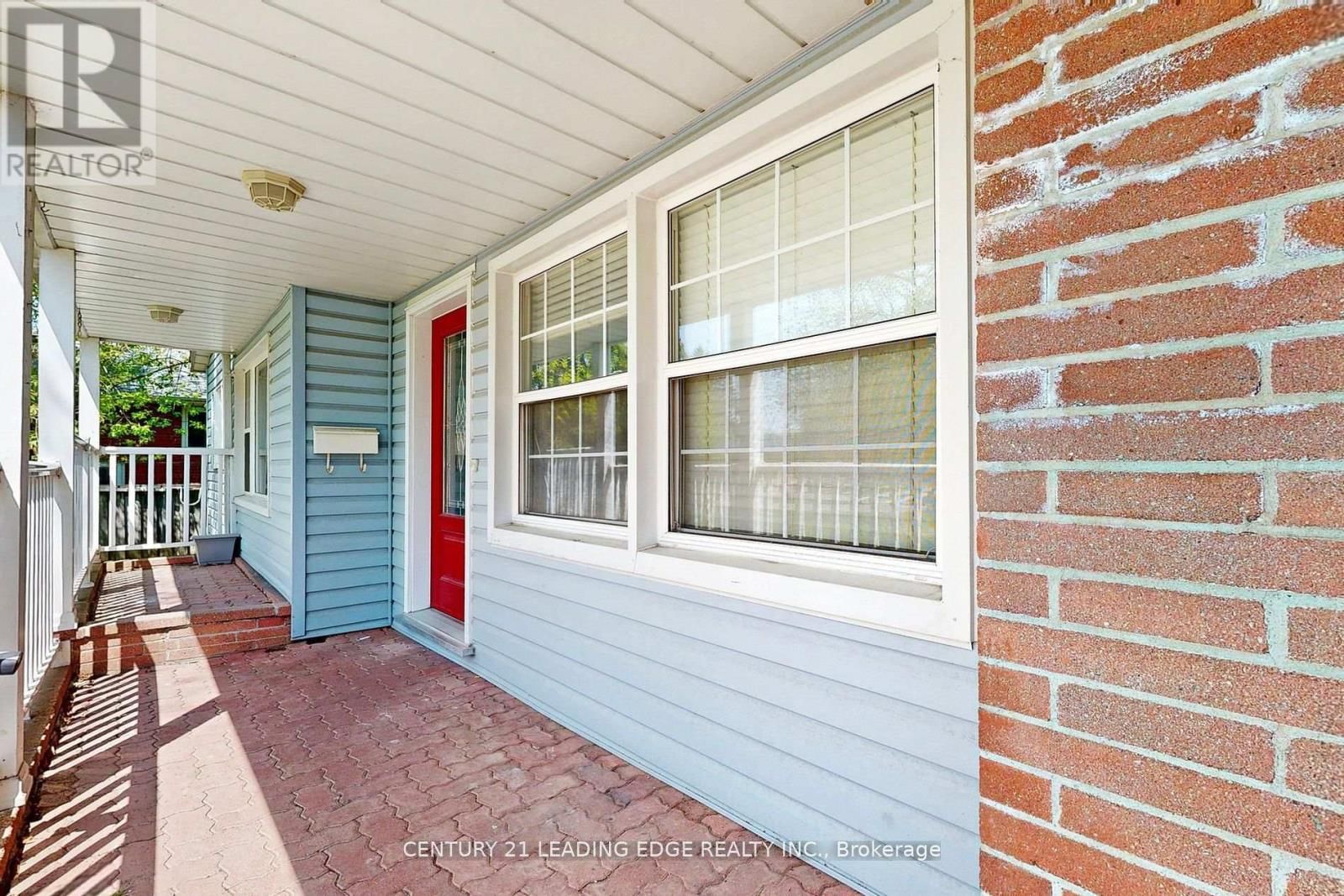 A - 21 WEXFORD BOULEVARD Image 9