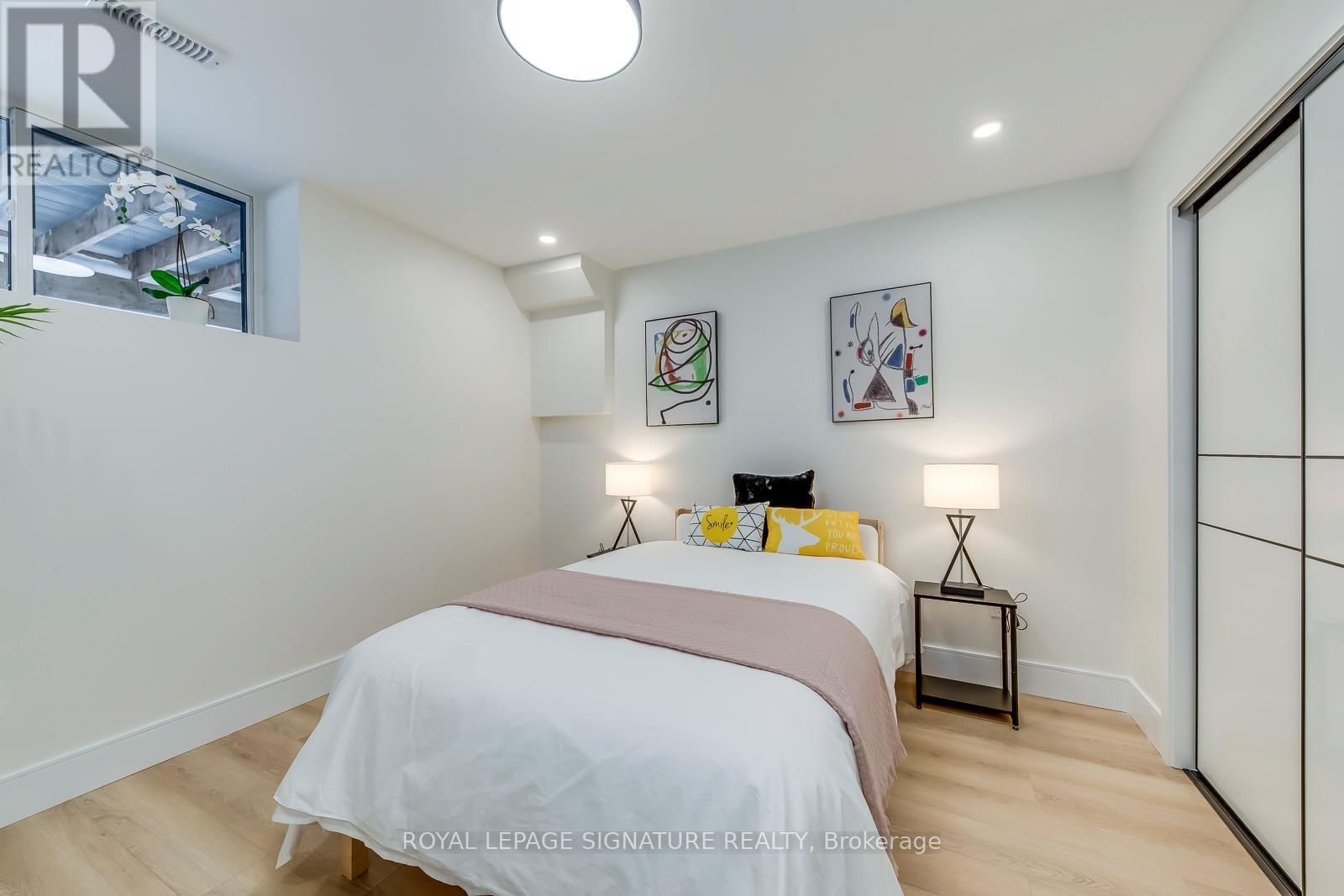 24 MERRITT ROAD Image 33