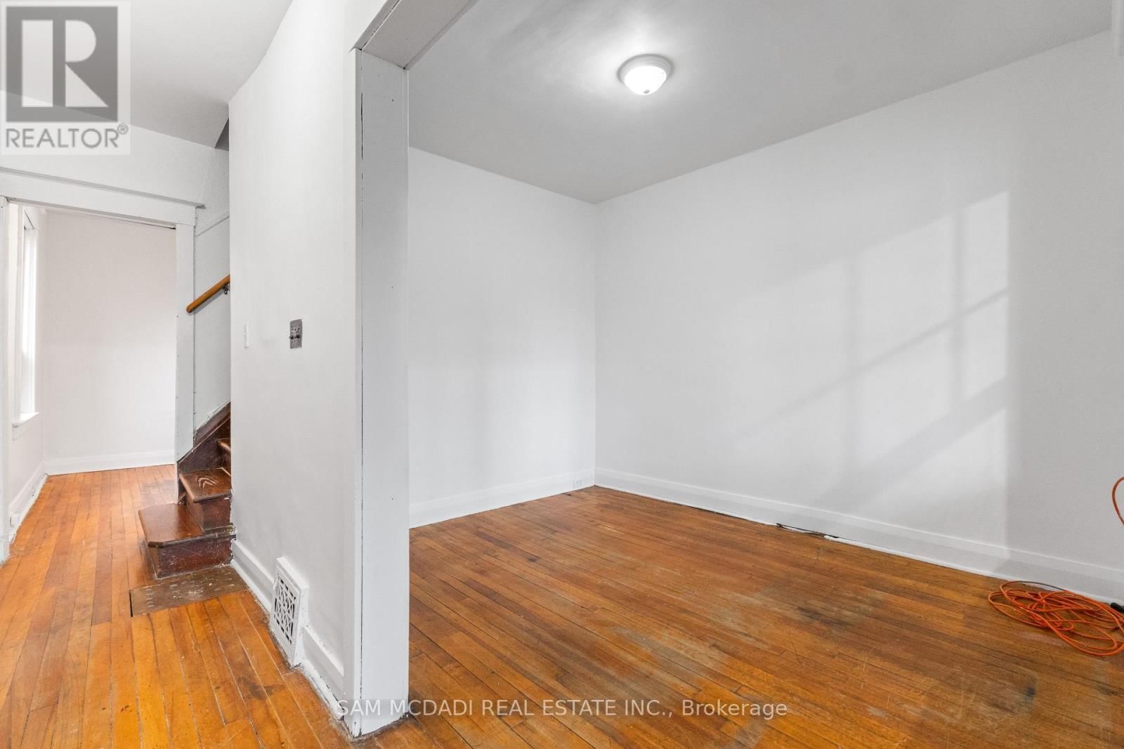 259 MILVERTON BOULEVARD Image 11