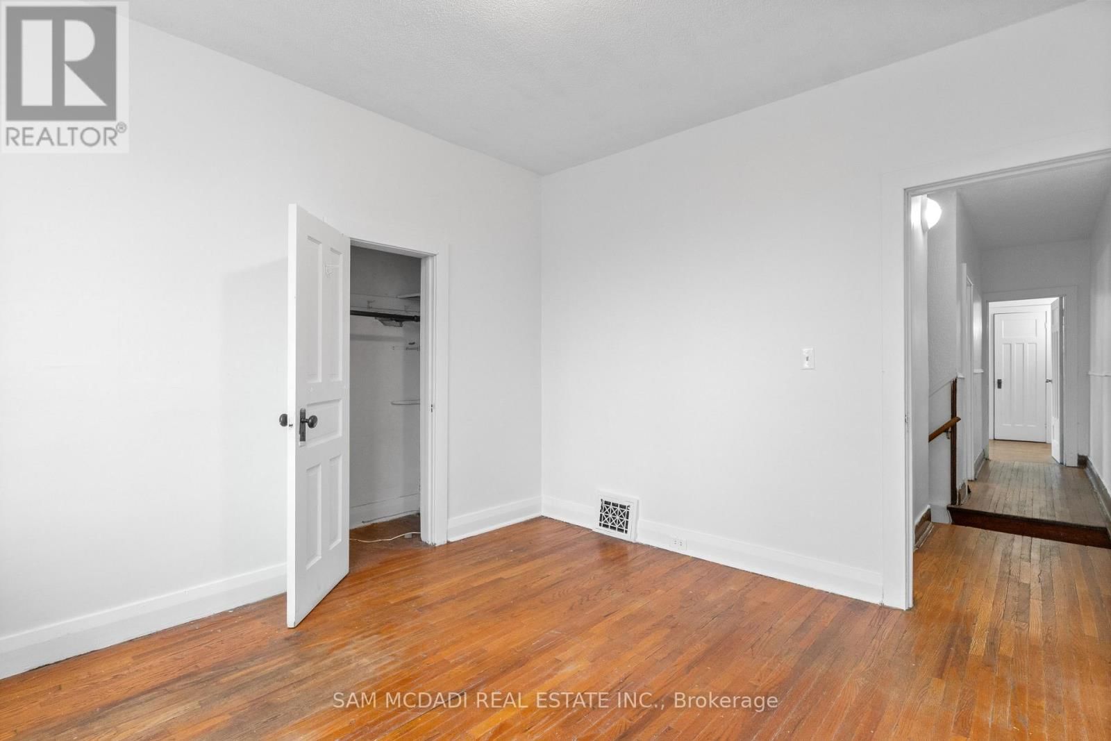 259 MILVERTON BOULEVARD Image 15