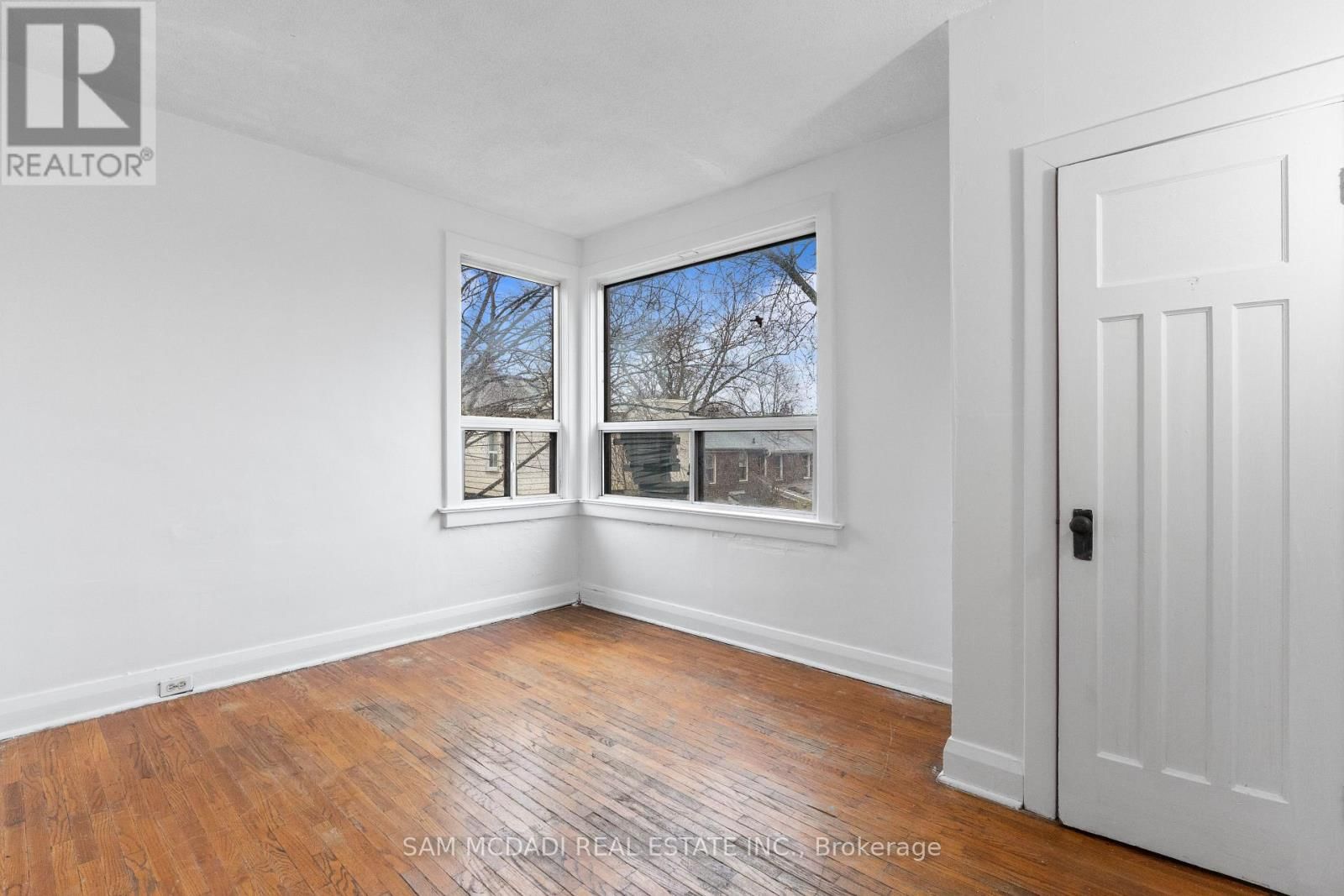 259 MILVERTON BOULEVARD Image 20