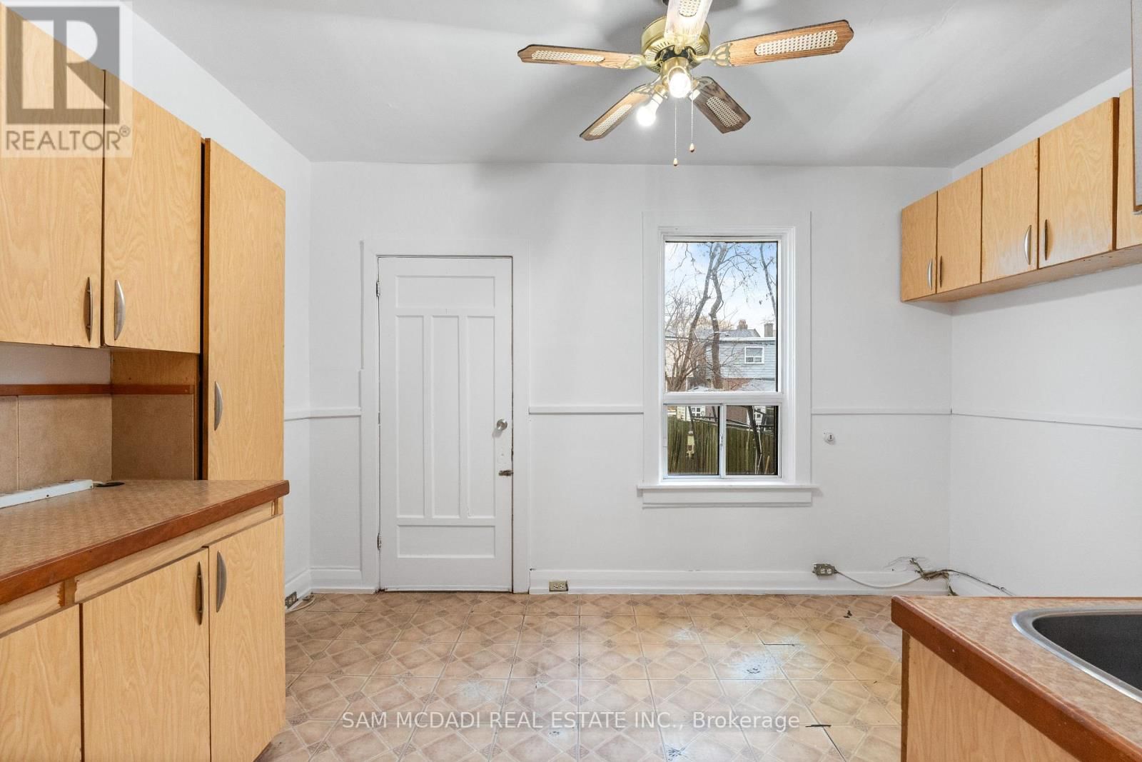 259 MILVERTON BOULEVARD Image 3