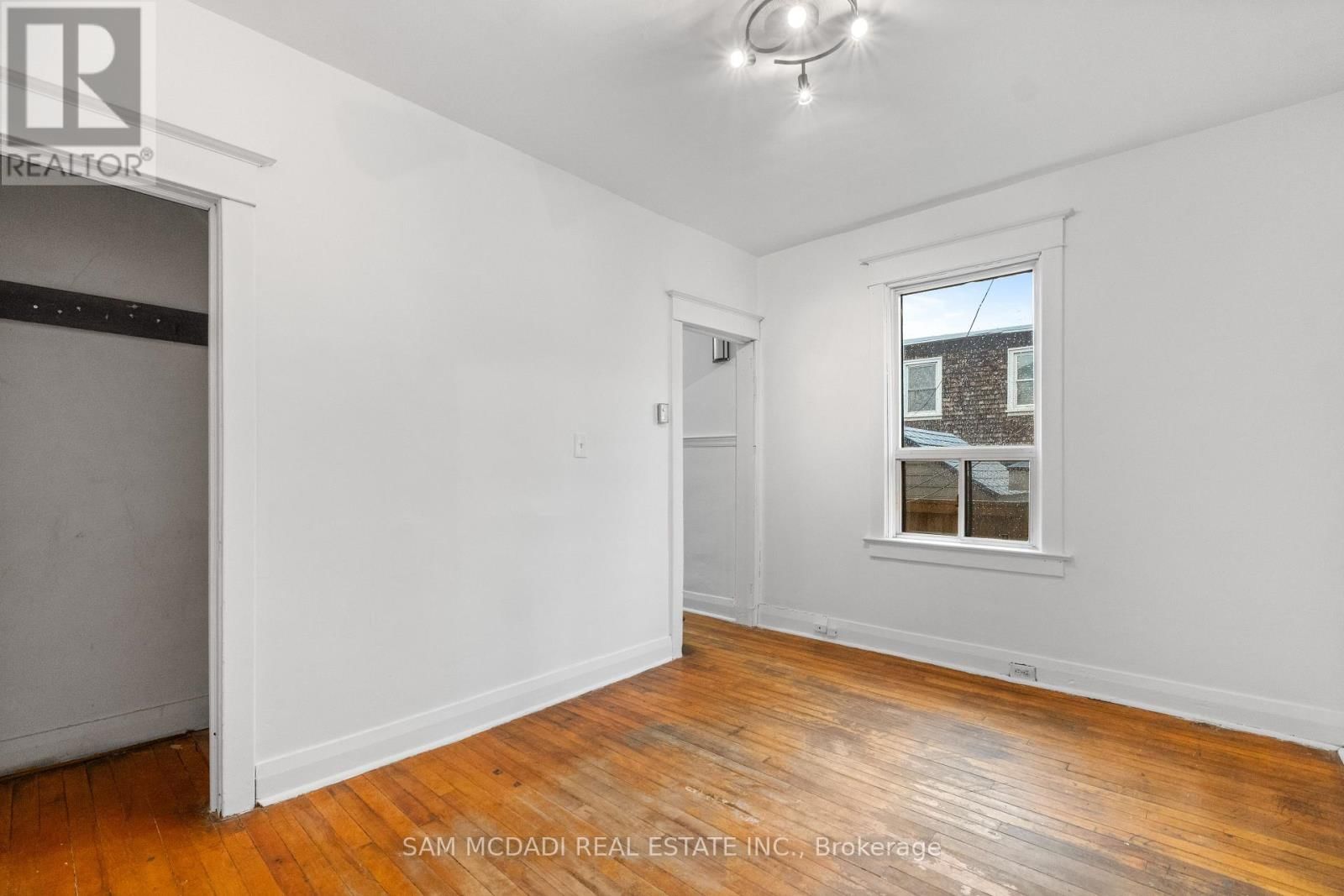 259 MILVERTON BOULEVARD Image 4