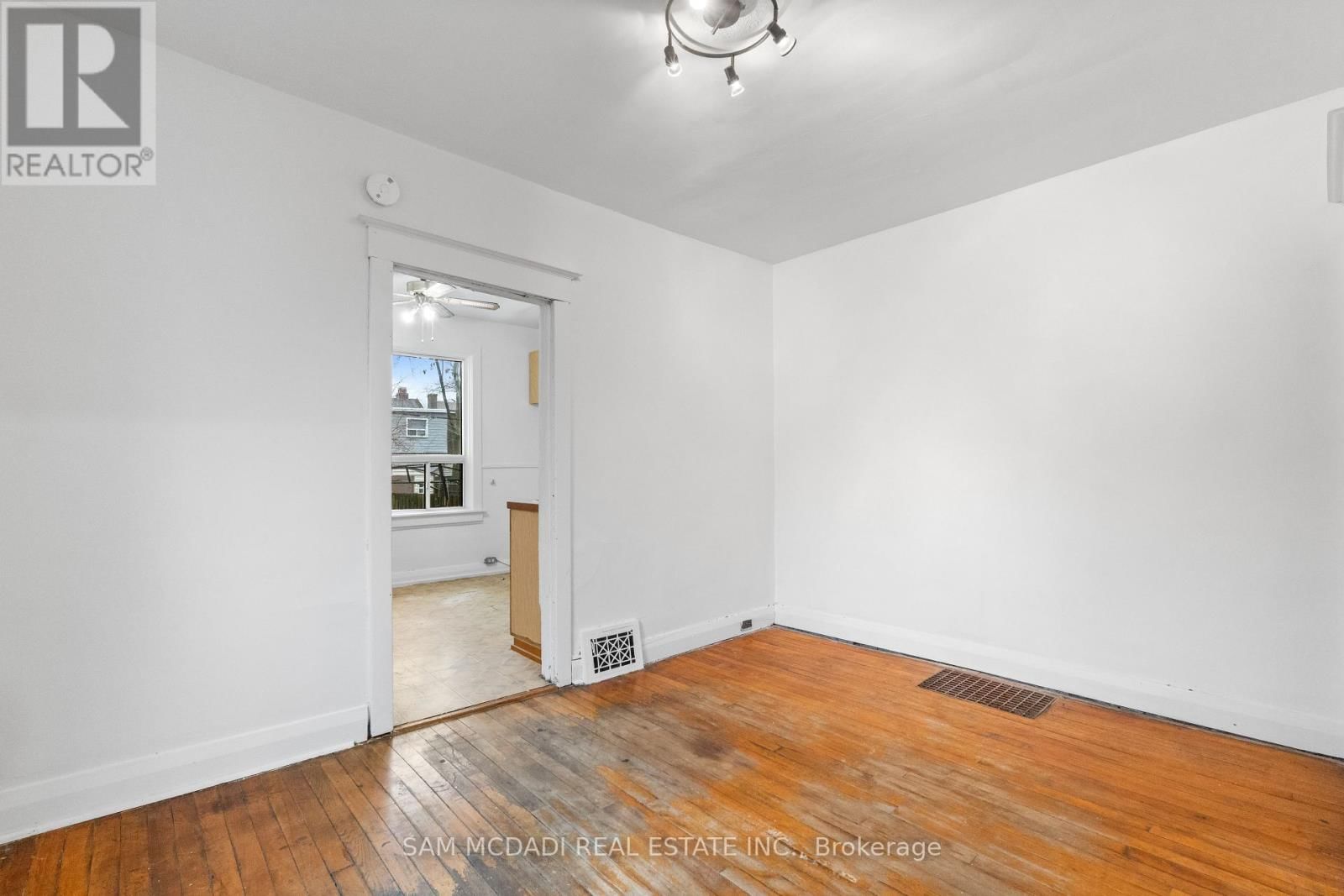 259 MILVERTON BOULEVARD Image 7