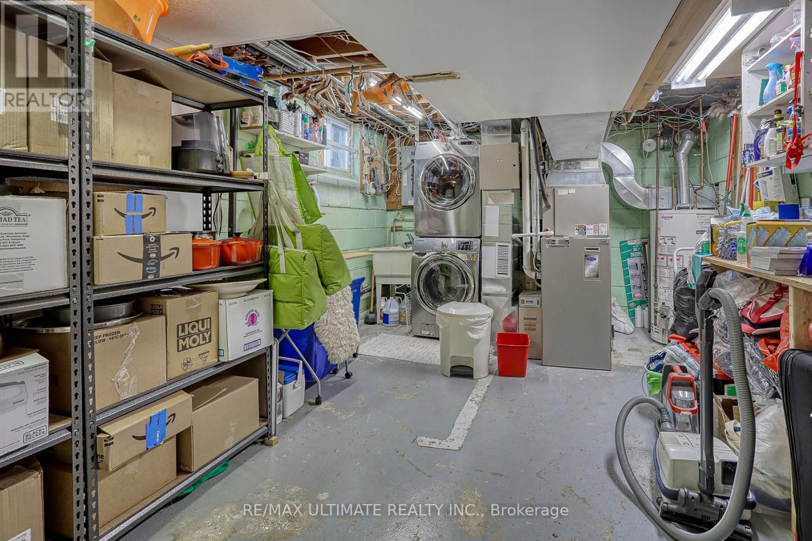 103 WEIR CRESCENT Image 34