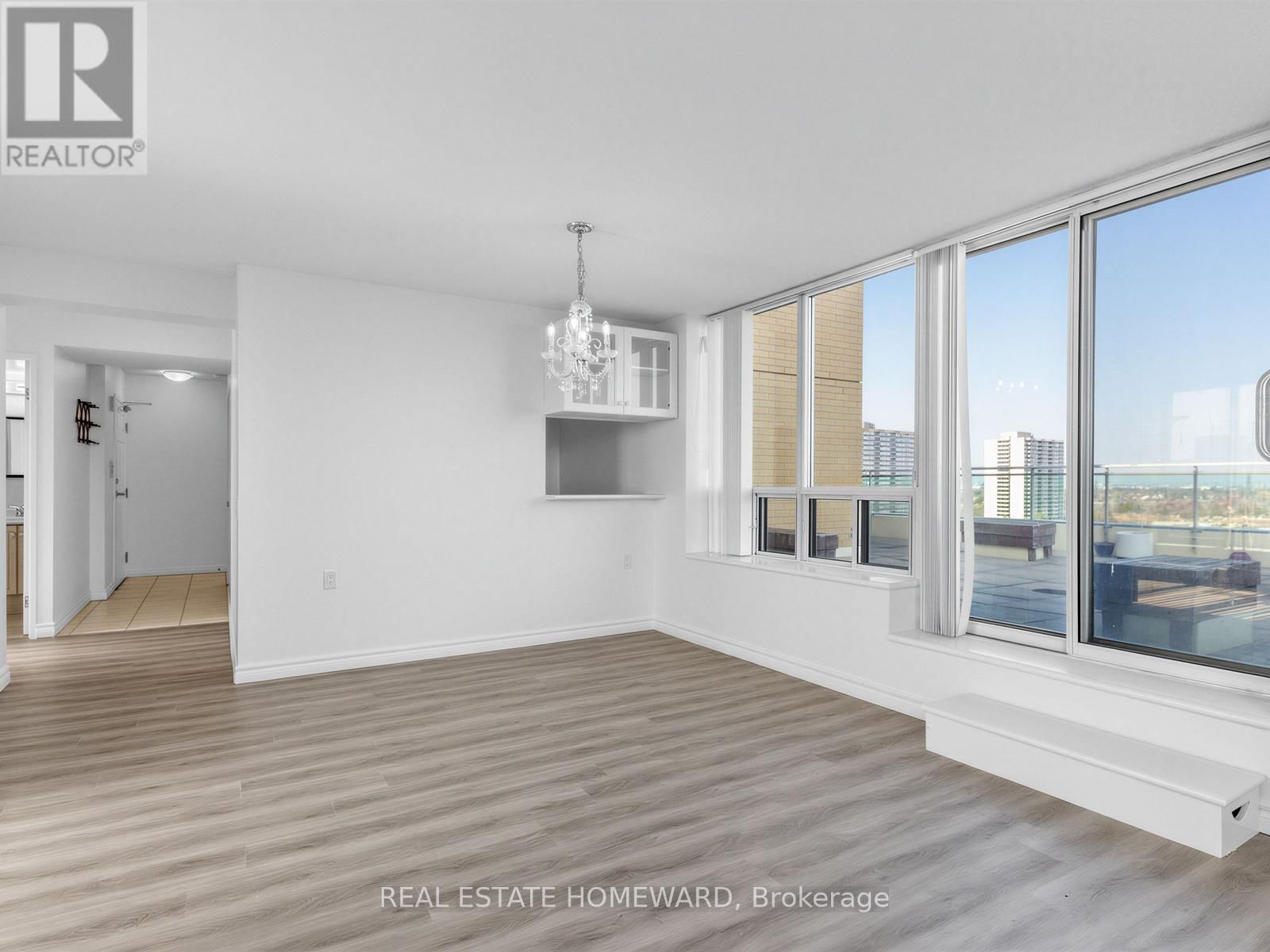 1102 - 2800 WARDEN AVENUE Image 3