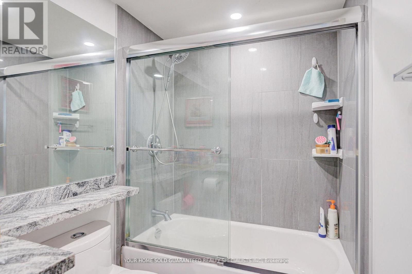 602 - 2721 VICTORIA PARK AVENUE Image 14