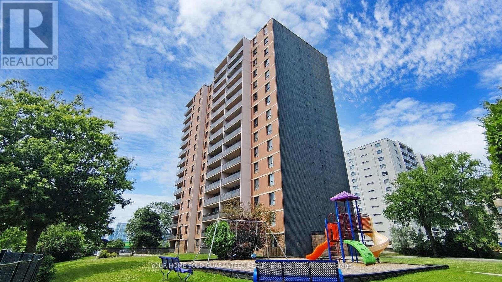 602 - 2721 VICTORIA PARK AVENUE Image 3