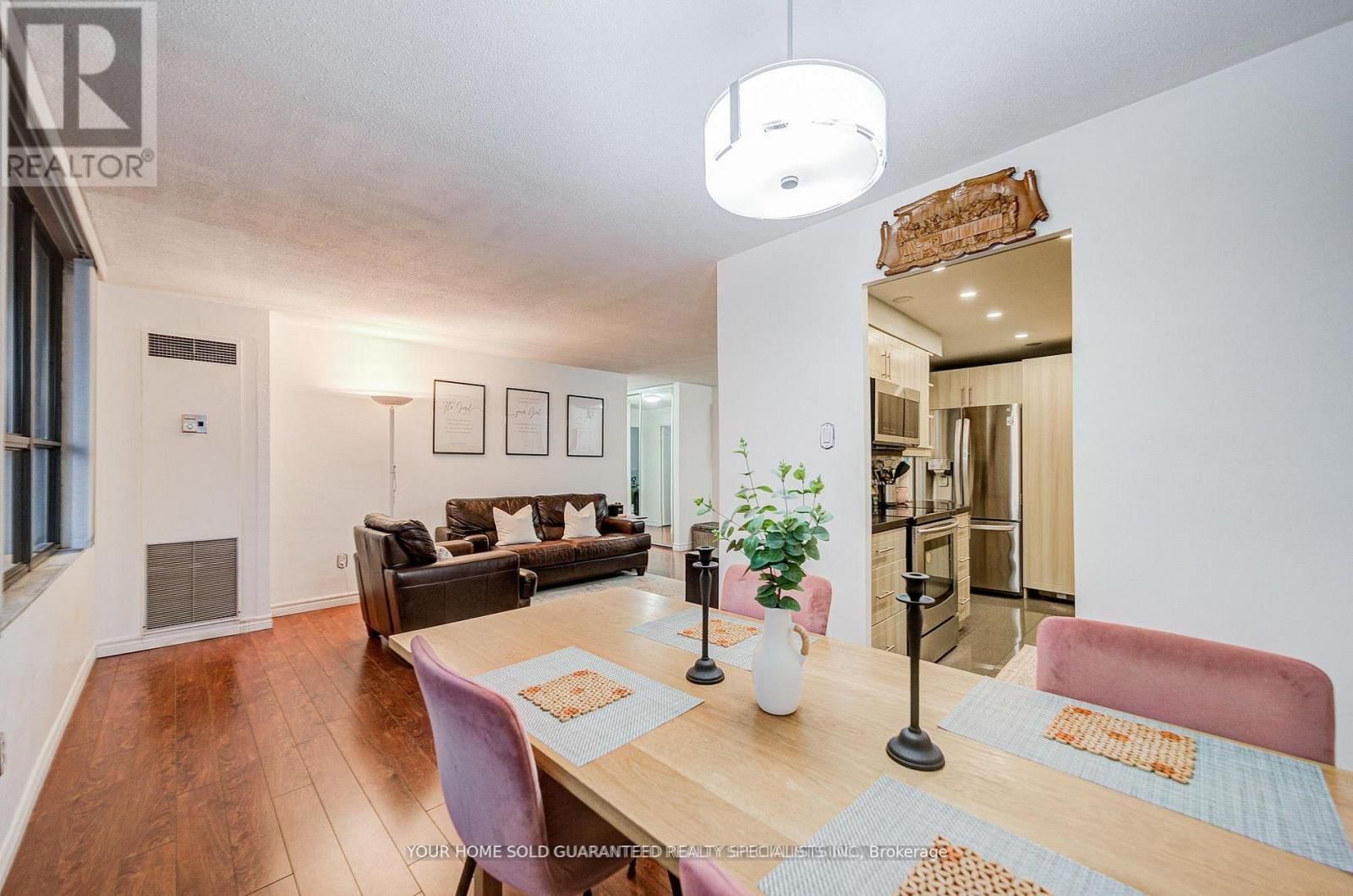 602 - 2721 VICTORIA PARK AVENUE Image 8