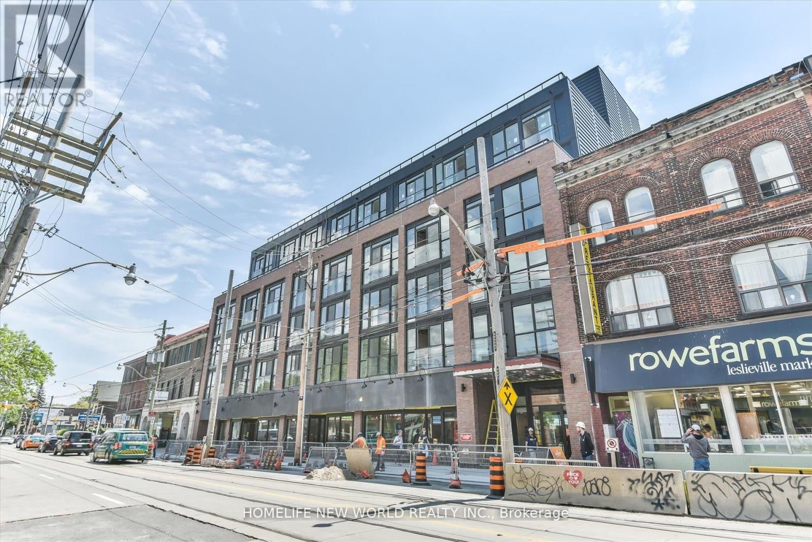 405 - 899 QUEEN STREET EAST Image 15