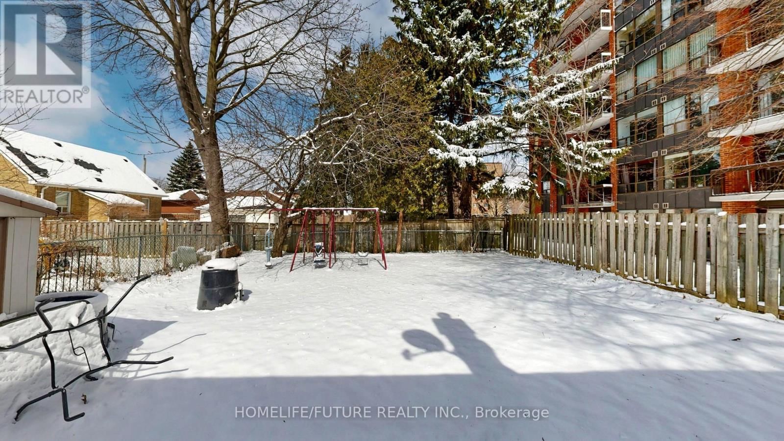 Main - 3732 ST CLAIR AVENUE EAST Image 46