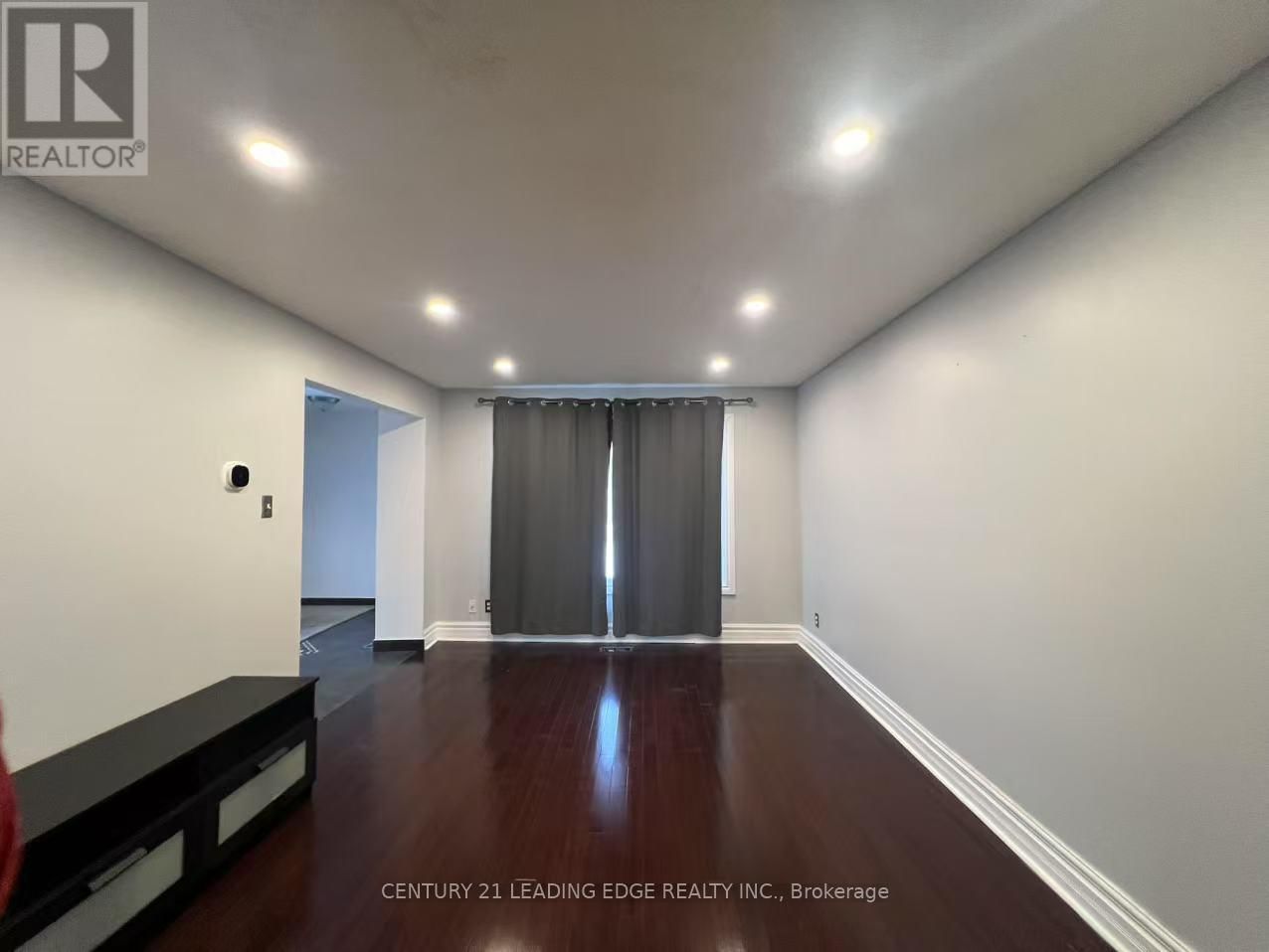 516 ALDER COURT Image 5