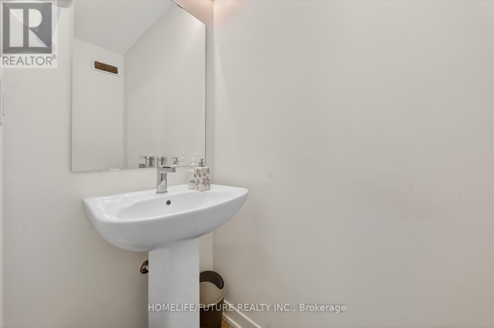 506 - 1525 KINGSTON ROAD Image 13