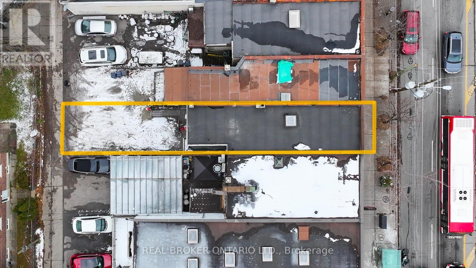 3212 DANFORTH AVENUE Image 16