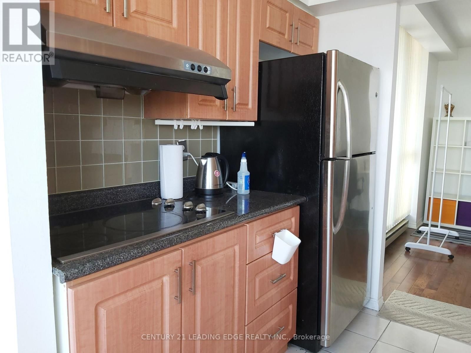 1011 - 160 ALTON TOWERS CIRCLE Image 3