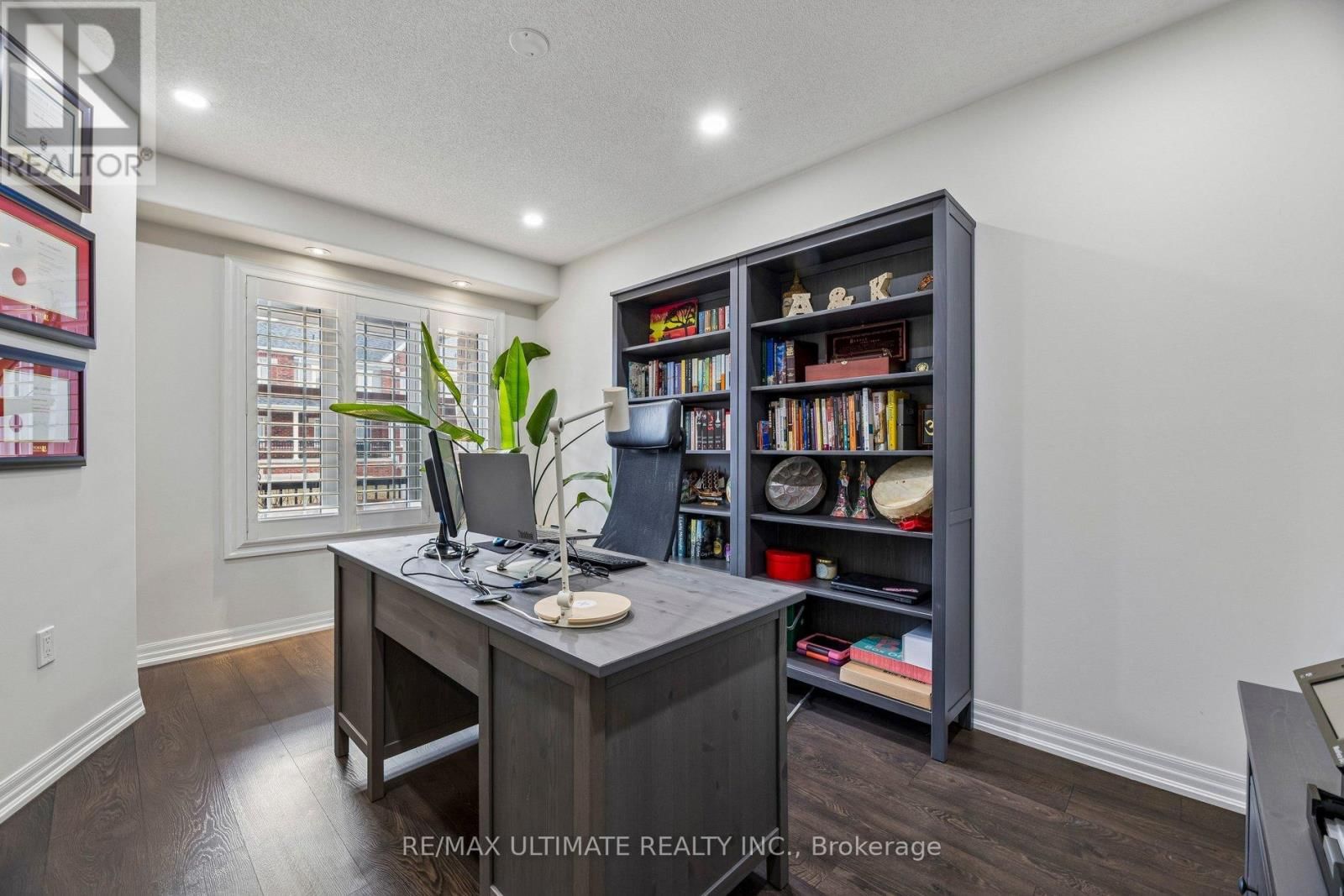 1825 SILVERSTONE CRESCENT Image 7