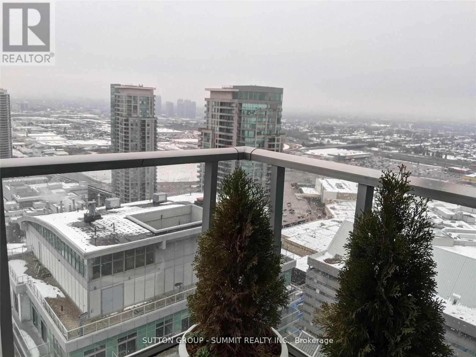 3904 - 50 TOWN CENTRE COURT Image 14