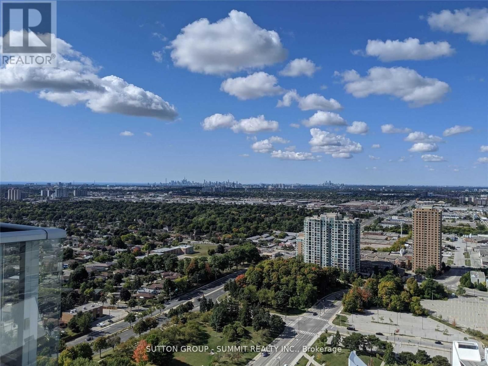 3904 - 50 TOWN CENTRE COURT Image 2