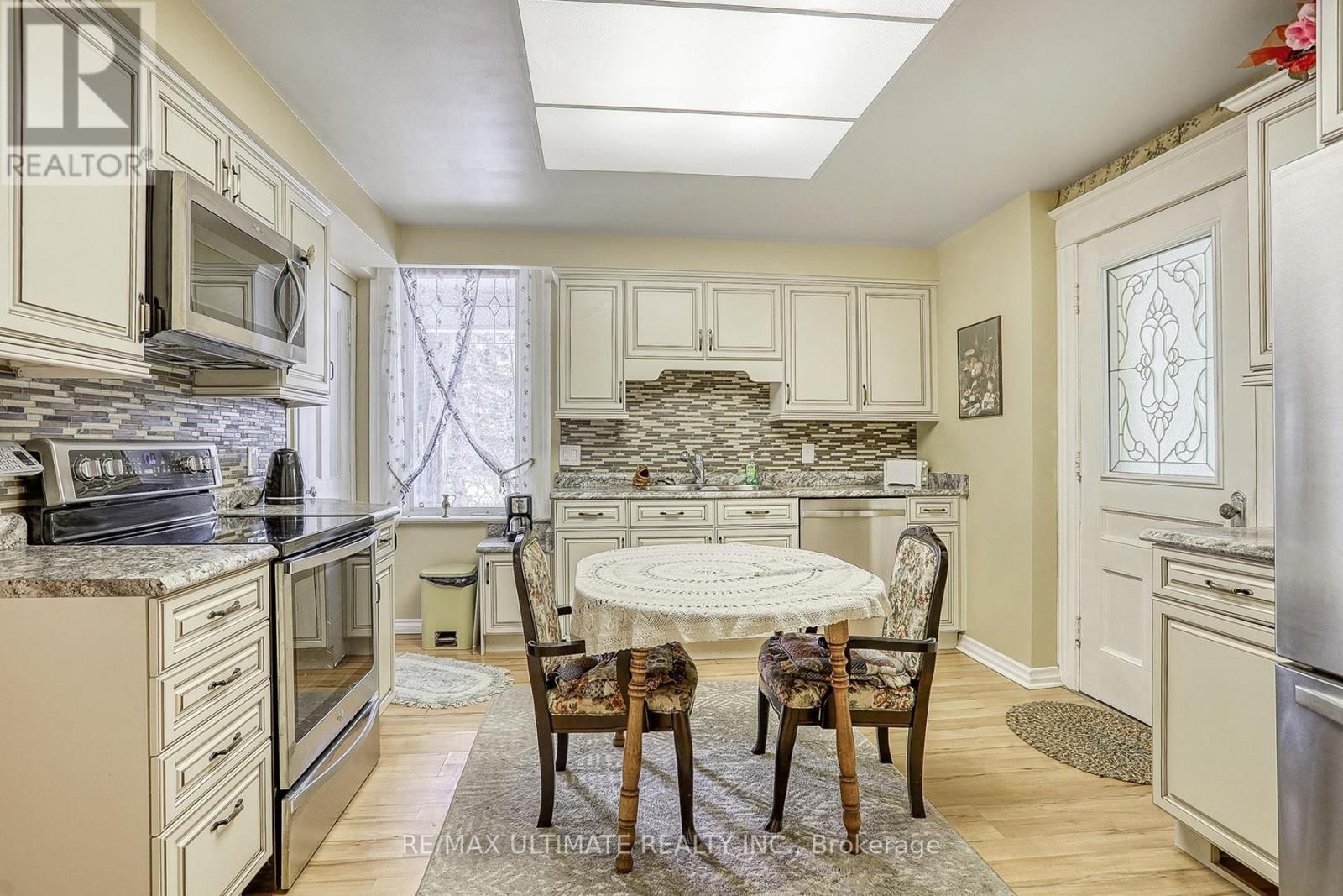 456 MANSE ROAD Image 24