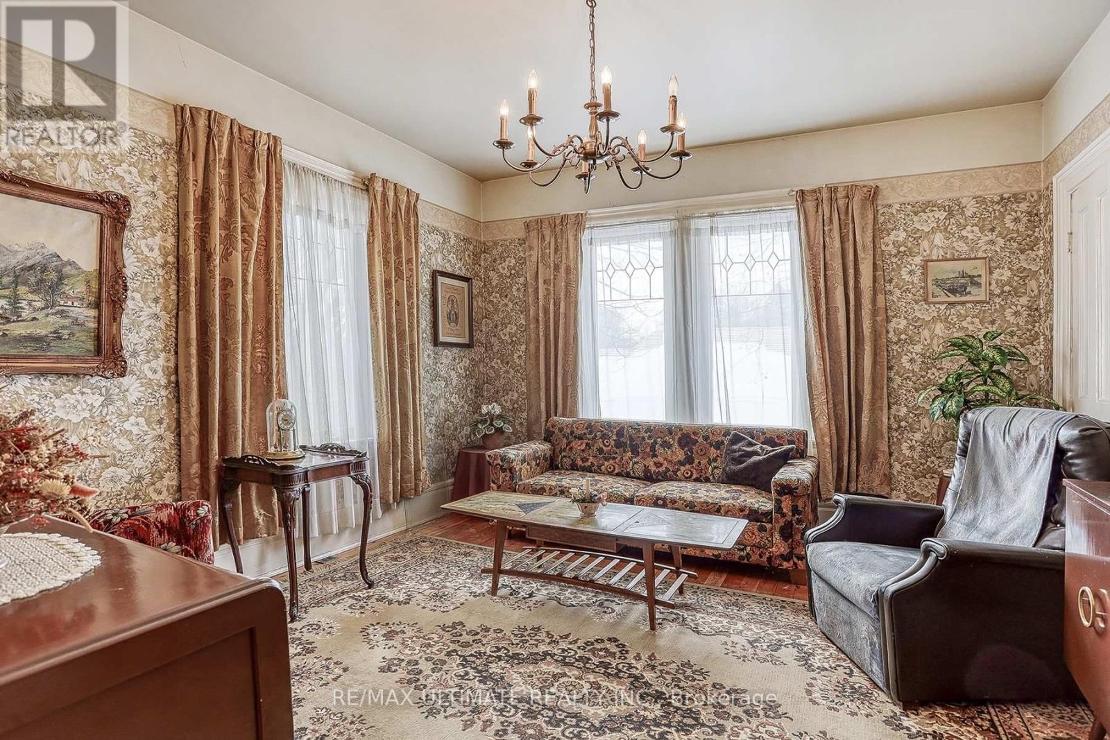 456 MANSE ROAD Image 32