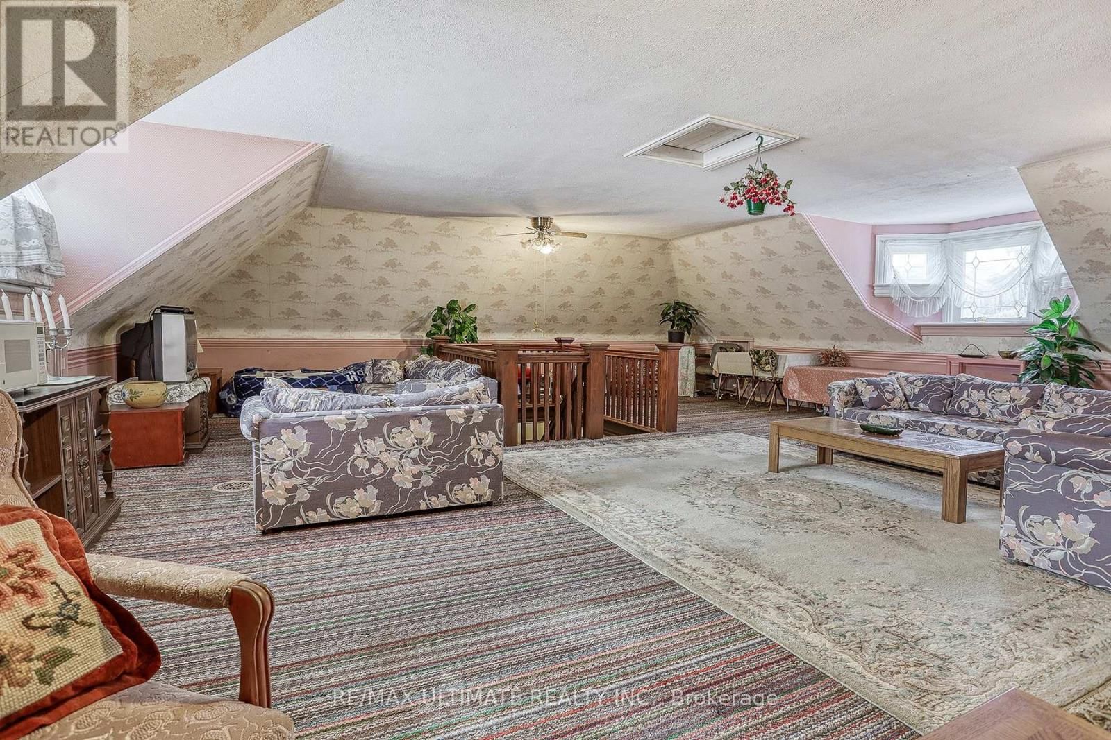 456 MANSE ROAD Image 38