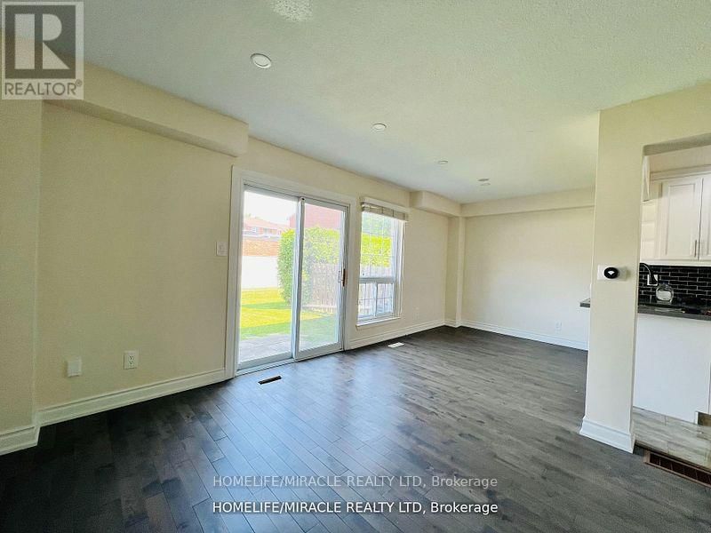 11 - 50 BLACKWELL AVENUE Image 5