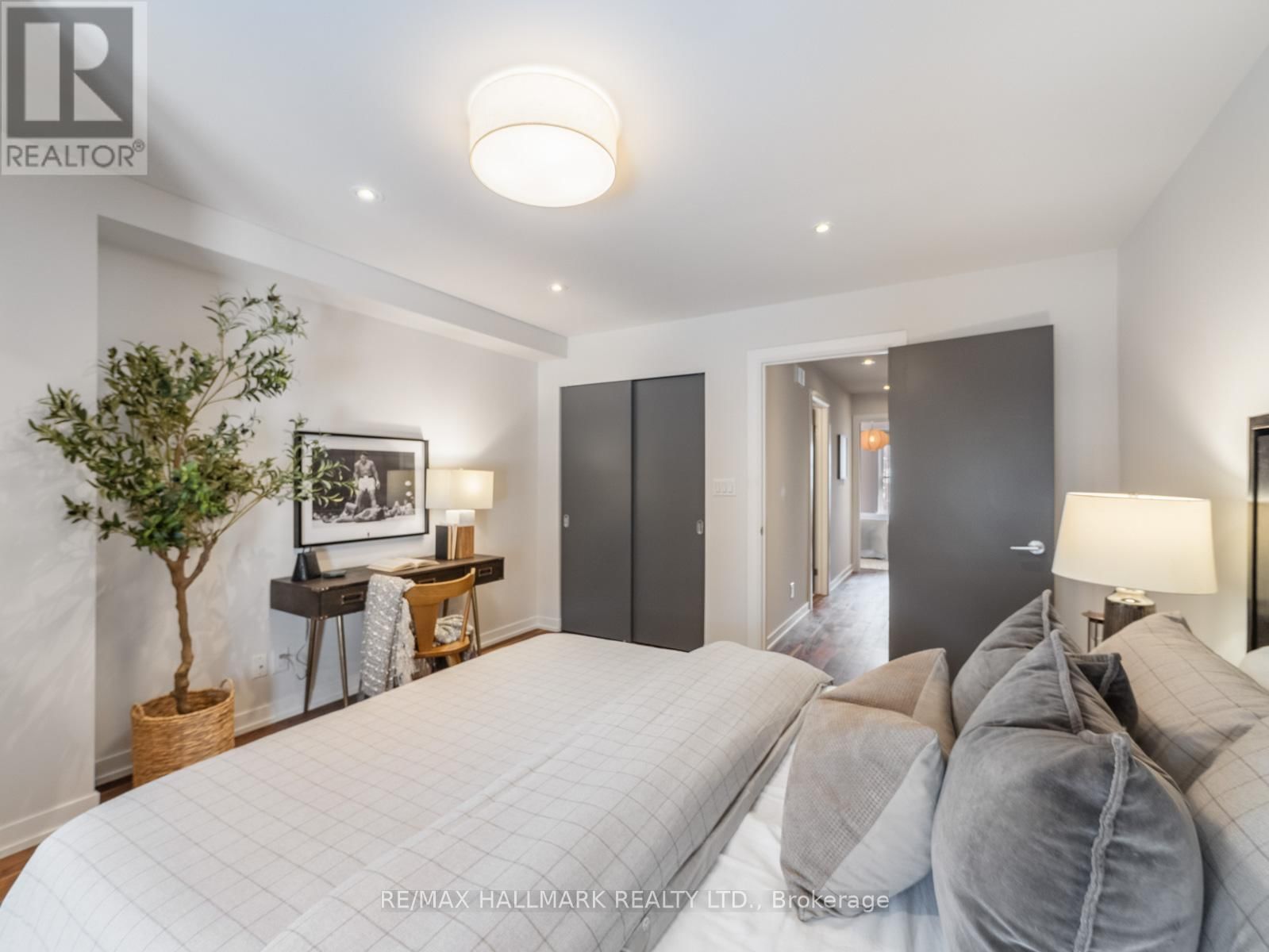 246B SCARBOROUGH ROAD Image 23