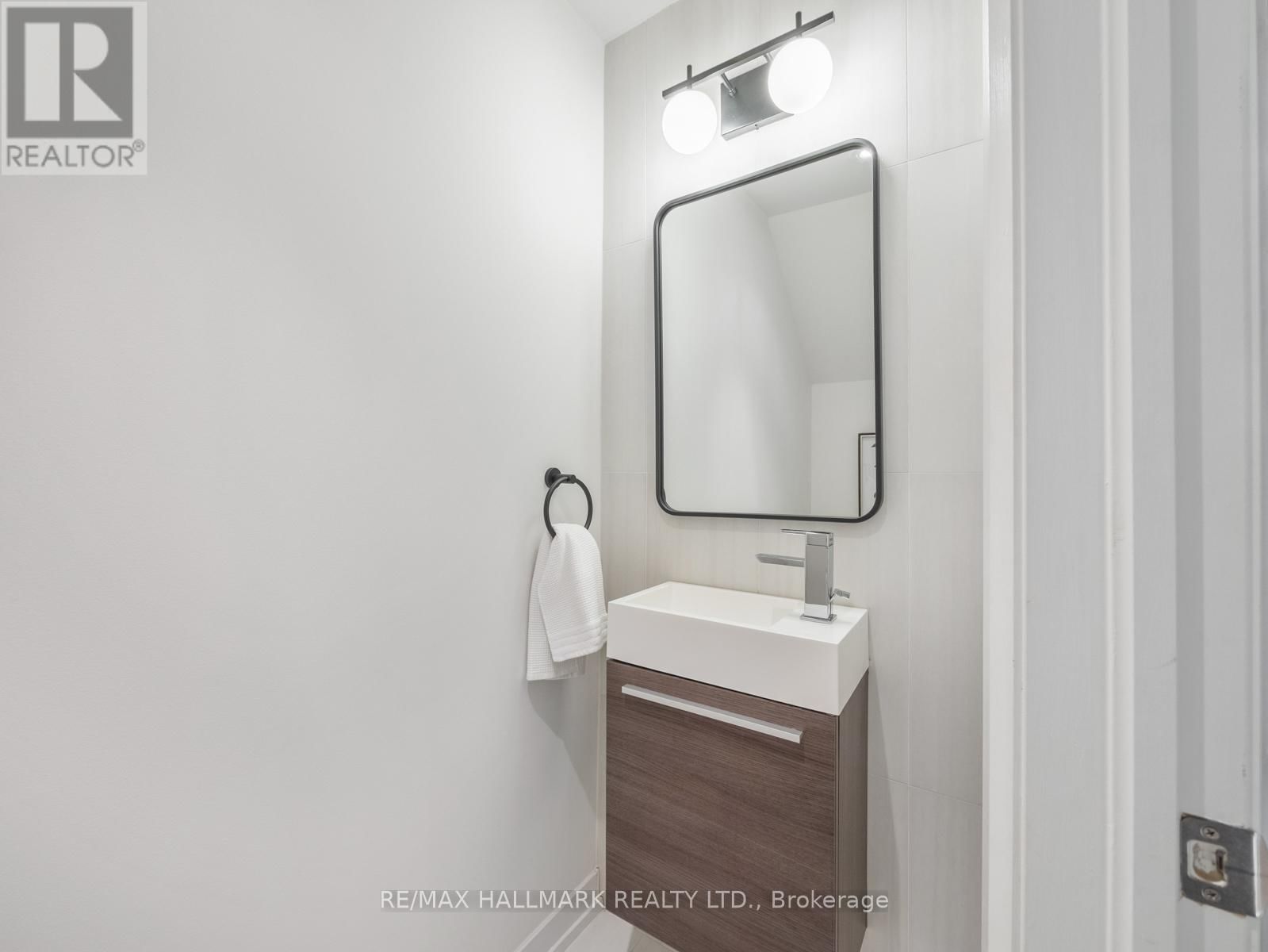 246B SCARBOROUGH ROAD Image 39