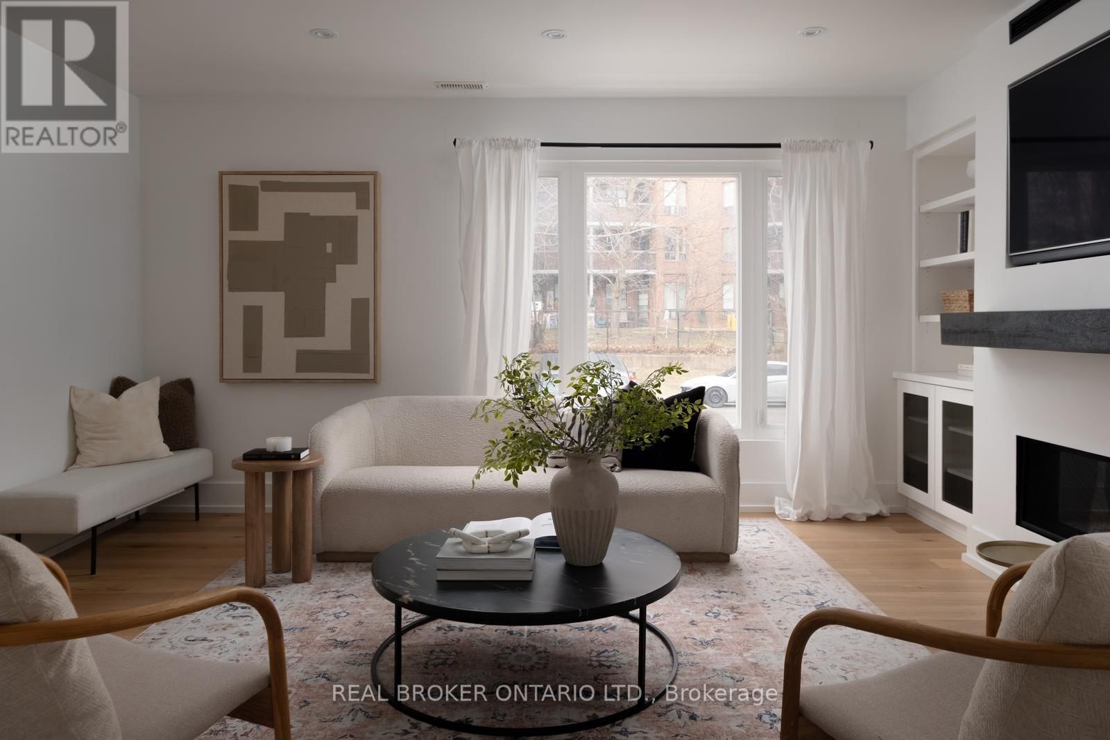 276 GOWAN AVENUE Image 4