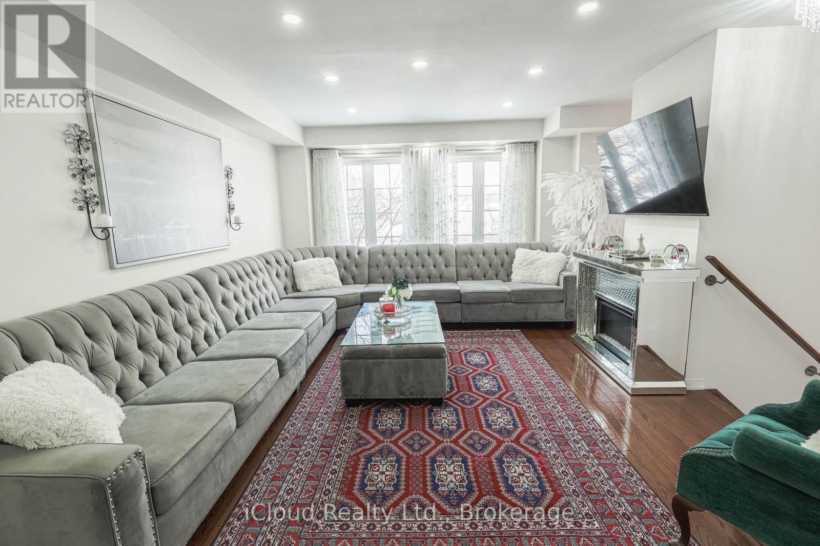 55 MAIDSTONE WAY Image 10