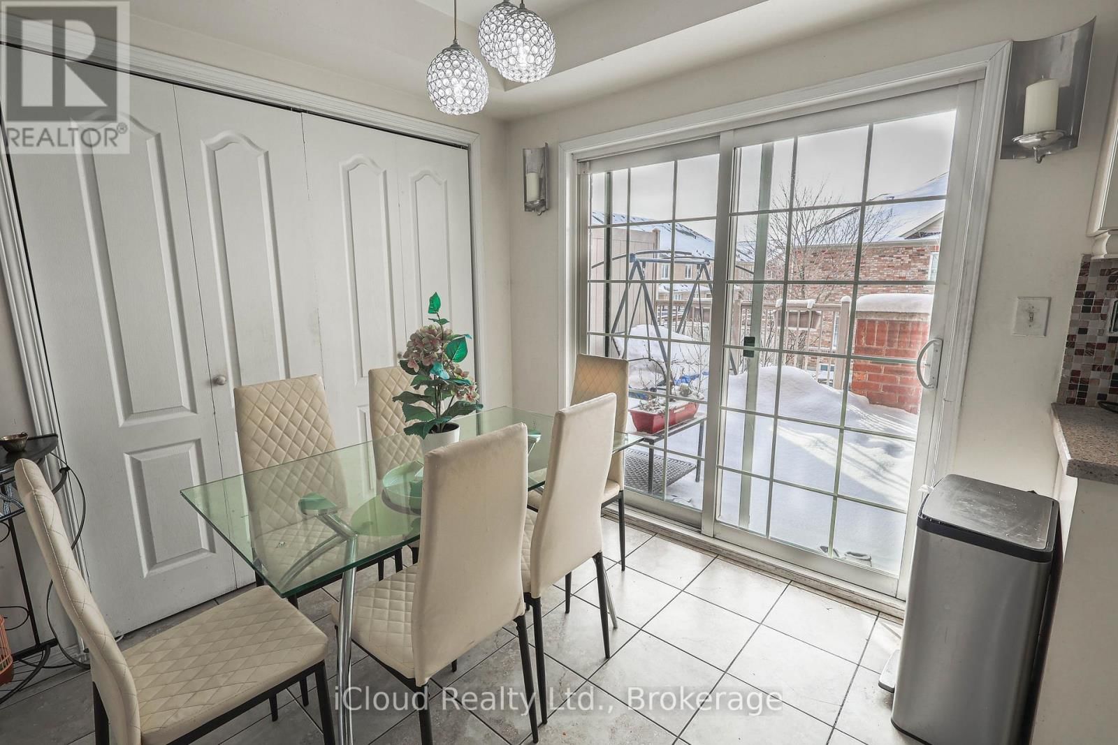 55 MAIDSTONE WAY Image 11