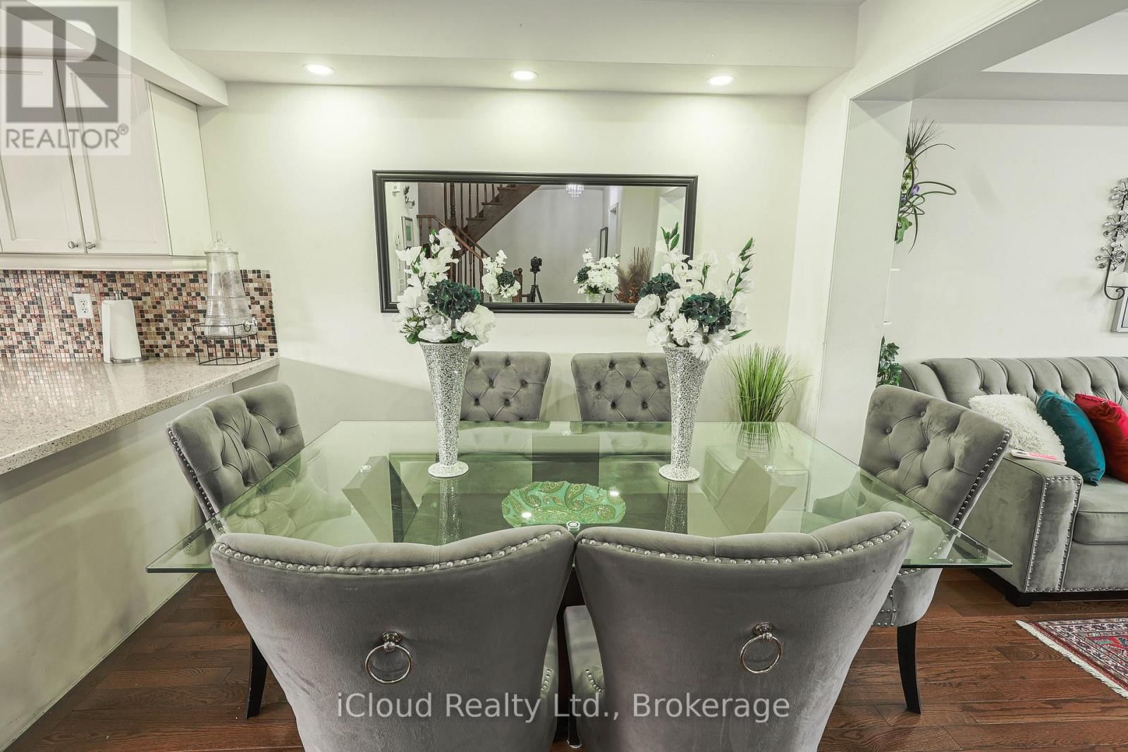 55 MAIDSTONE WAY Image 14