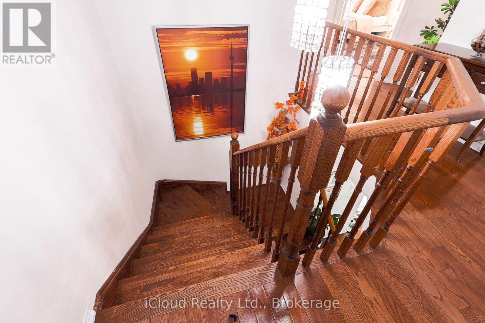 55 MAIDSTONE WAY Image 16