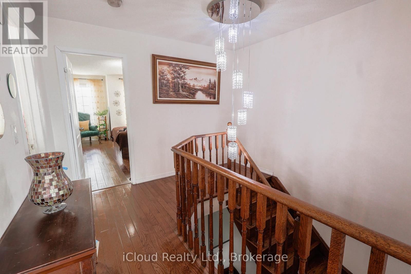 55 MAIDSTONE WAY Image 17